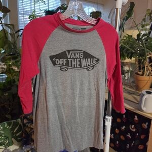 Vans Raglan Tee in Gray & Red with 'Off The Wall' Logo